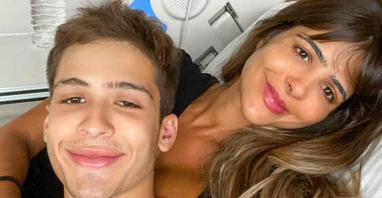 Após ser internado, João Guilherme surge com a mãe em hospital: ''Mamãe cuida, tamo junto'' - Instagram