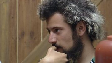 A Fazenda: Cartolouco teme eliminação do reality - Reprodução/Record TV