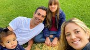 Ticiane Pinheiro encanta a web após lindo clique em família - Reprodução/Instagram