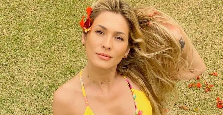 Lívia Andrade exibe corpaço em cliques de biquíni - Reprodução/Instagram