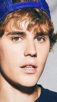 Conheça a trajetória de Justin Bieber