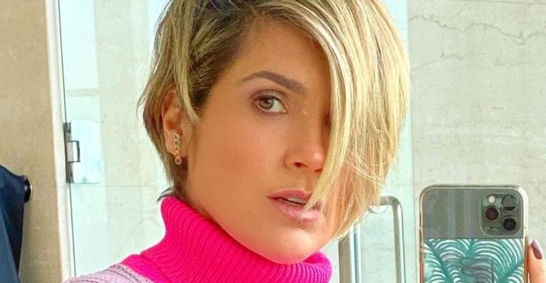 Flávia Alessandra ostenta corpaço com look branco e justinho - Reprodução/Instagram