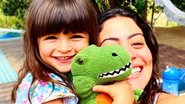 Carol Castro compartilha série de cliques matinais com a filha e encanta web - Reprodução/Instagram