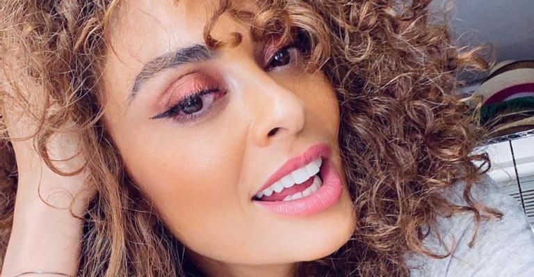 Juliana Paes arranca elogios da web ao surgir dançando música de Anitta - Reprodução/Instagram