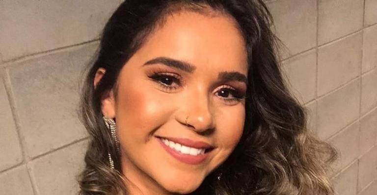 Gizelly Bicalho surge sorridente e revela ansiedade para o feriado - Instagram