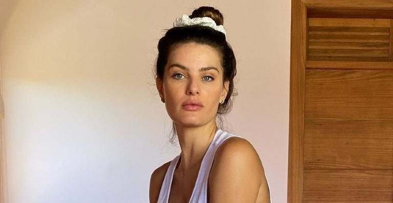 Isabeli Fontana posa vestida de Freddie Mercury - Reprodução/Instagram