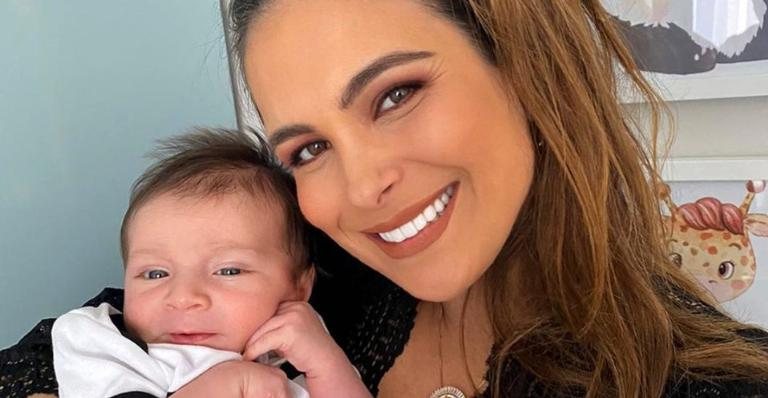 Kamilla Salgado se derrete ao posar coladinha com o filho - Reprodução/Instagram