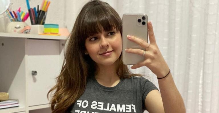 Klara Castanho recebe elogios ao posar com look estiloso - Reprodução/Instagram