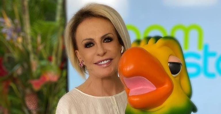 Ana Maria Braga comandava a atração ao lado do mascote - Divulgação/TV Globo