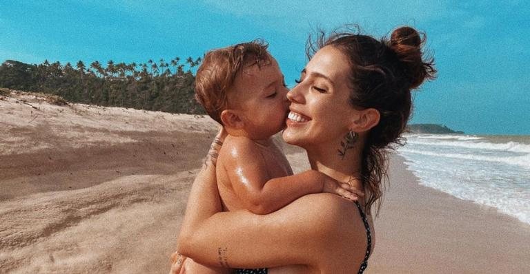 Filho de Gabi Brandt e Saulo Poncio canta com a mãe e fãs se derretem - Reprodução/Instagram