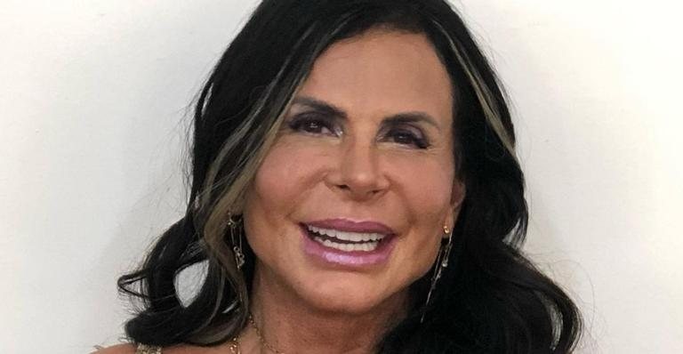 Gretchen surge de barriga de fora e rouba a cena com corpão - Reprodução/Instagram