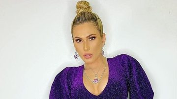 Lívia Andrade arrasada com vestido roxo - Reprodução/Instagram