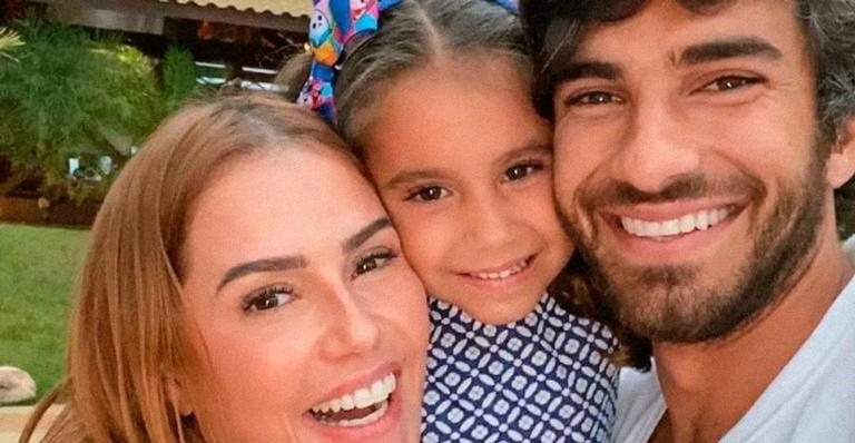 Aos 4 anos, filha de Deborah Secco irá estrear como atriz - Reprodução/Instagram