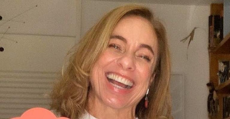 Aos 63 anos, Cissa Guimarães exibe boa forma de biquíni - Reprodução/Instagram