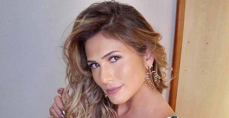 Lívia Andrade arranca elogios ao postar foto de biquíni - Reprodução/Instagram