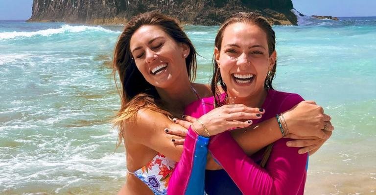 Carol Dantas posa coladinha com amiga durante viagem - Reprodução/Instagram