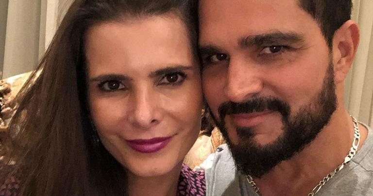 Flavia Camargo posta clique raro do casamento com Luciano - Reprodução/Instagram