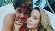 Leo Cidade posa com Larissa Manoela e celebra 3 anos juntos - Reprodução/Instagram