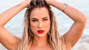 Gabi Martins empina o bumbum com biquíni fio dental - Reprodução/Instagram