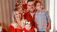 Natália Toscano realiza lindo ensaio de Natal com a família - Créditos: Livia Cardoso