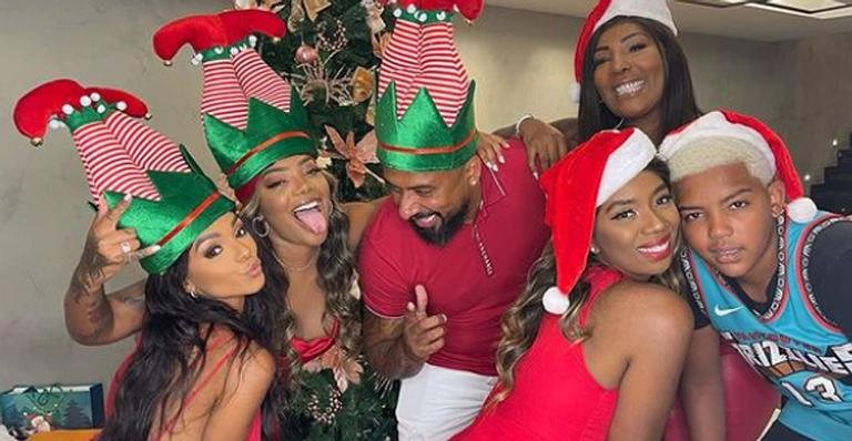 Ludmilla volta às redes e comemora Natal em família: ''Mais forte'' - Reprodução/Instagram