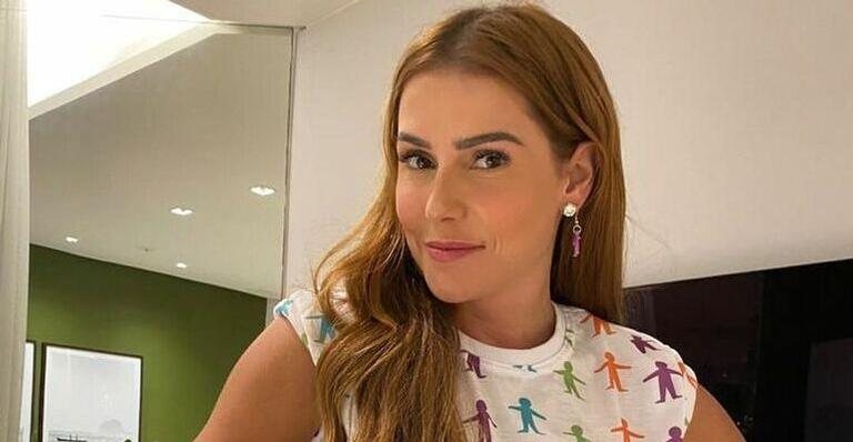 Deborah Secco impressiona com fotos de biquíni - Reprodução/Instagram