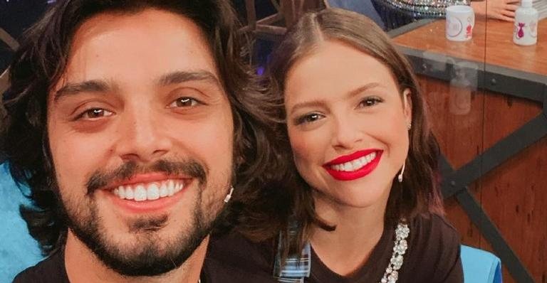 Rodrigo Simas completa 2 anos ao lado de Agatha Moreira - Reprodução/Instagram