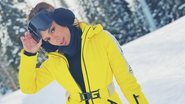 Anitta esbanja estilo e elegância ao posar para belíssimos cliques na neve - Reprodução/Instagram