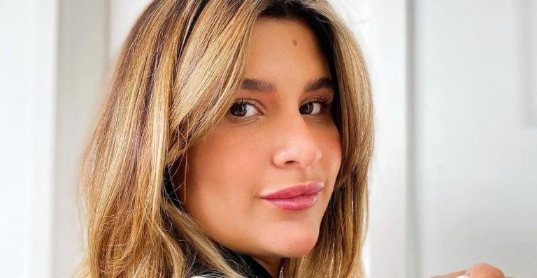 Giulia Costa exibe curvas e boa forma em clique de biquíni - Foto/Instagram