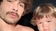 Rafa Vitti encanta ao ensinar a filha, Clara Maria, a surfar - Reprodução/Instagram