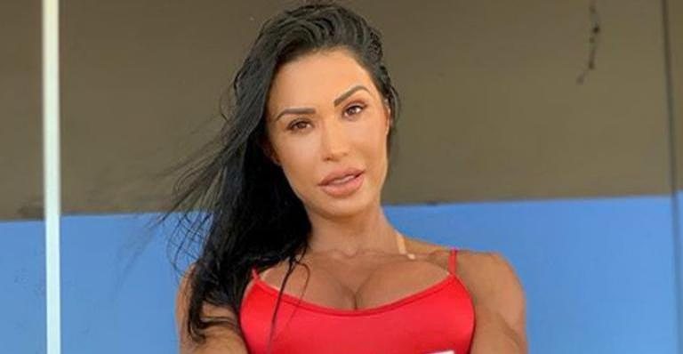 Modelo Gracyanne Barbosa chamou a atenção na internet em clique ousado - Divulgação/Instagram