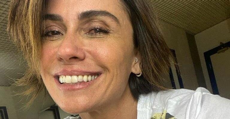 Giovanna Antonelli posa deslumbrante de biquíni e encanta - Reprodução/Instagram