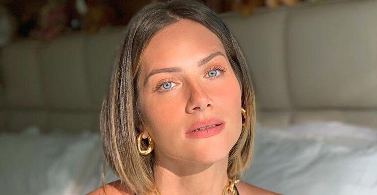 Giovanna Ewbank surge arrasadora em vestido preto - Reprodução/Instagram