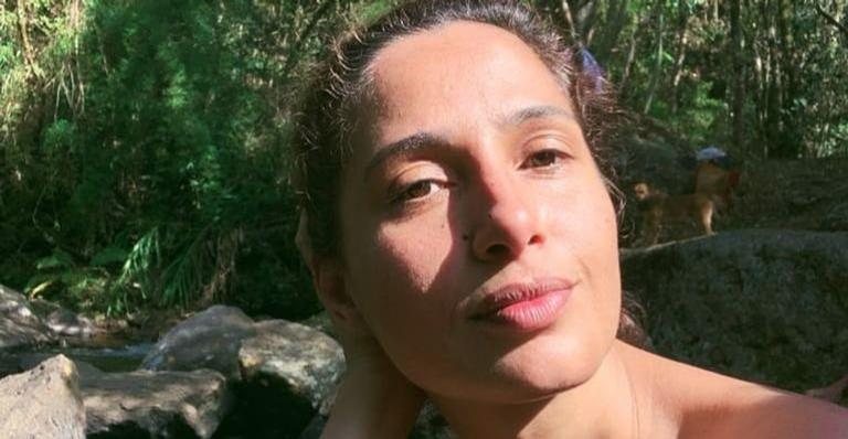 Camila Pitanga se diverte em cachoeira e arranca elogios - Reprodução/Instagram