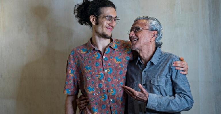 Caetano Veloso ao lado do filho, Tom - Foto/Instagram