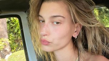 Hailey Bieber posa ao lado da mãe brasileira em momento especial! - Foto/Instagram