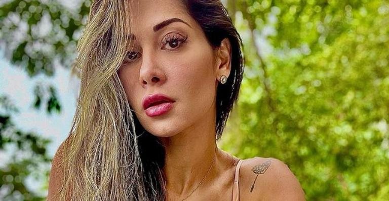 Mayra Cardi posa de lingerie deslumbrante e cinturinha chama a atenção - Divulgação/Instagram