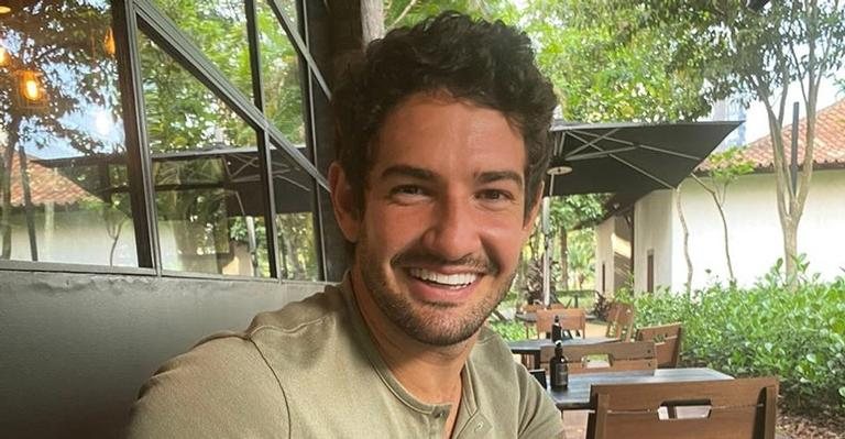 Alexandre Pato posta foto rara com a mãe e surpreende web - Reprodução/Instagram