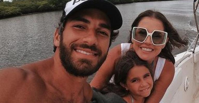 Hugo Moura exibe momento de diversão em família durante viagem por Fortaleza - Reprodução/Instagram