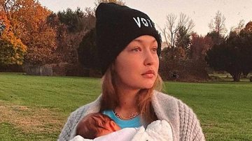 Gigi Hadid segurando Khai, sua primeira filha - Foto/Instagram