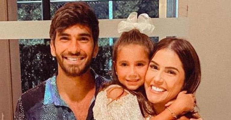 Após curtir alguns dias de férias em família, Deborah Secco escreve linda declaração para a filha, Maria Flor - Reprodução/Instagram