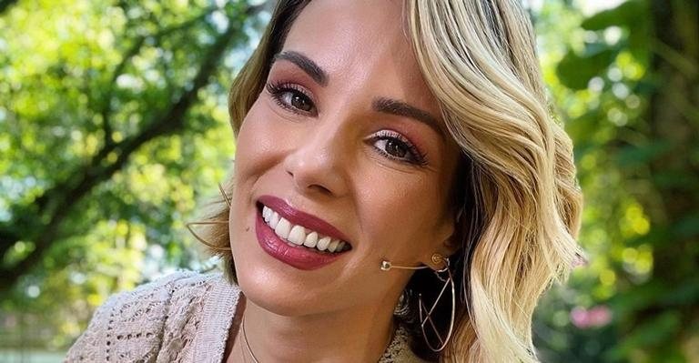 Ana Furtado posta vídeo fofíssimo com os cachorros - Reprodução/Instagram