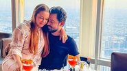 Nas Maldivas, Maiara e Fernando Zor impressionam a web posaram para registro divertido em seu quarto de hotel luxuoso - Reprodução/Instagram