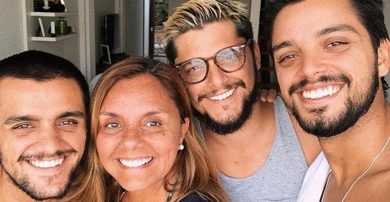 Mãe de Bruno Gissoni, Felipe e Rodrigo Simas é internada - Reprodução/Instagram