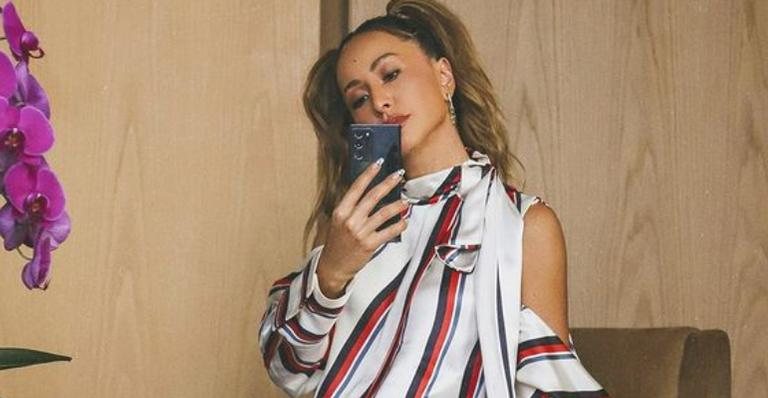 Sabrina Sato aposta em vestido com fenda de tirar o fôlego e fãs elogiam - Reprodução/Instagram