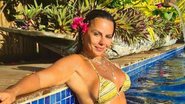 Viviave Araujo empina o bumbum ao posar na praia e encanta - Reprodução/Instagram