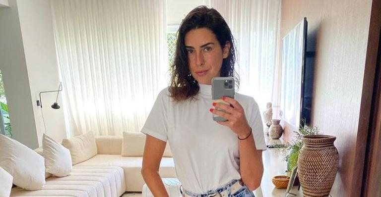 Fernanda Paes Leme posa para clique e brinca com os fãs - Reprodução/Instagram