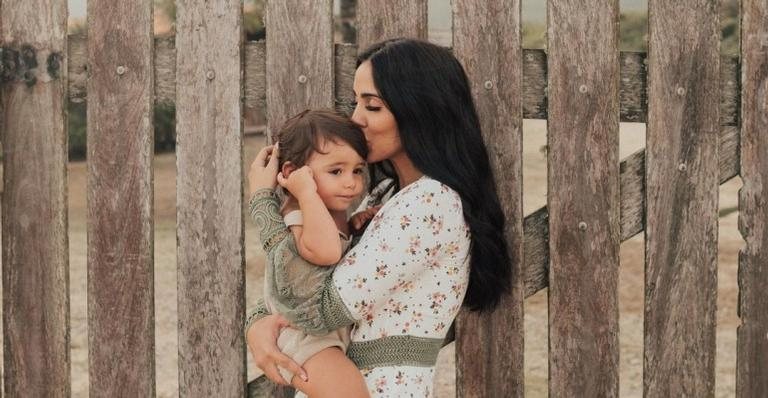 Jade Seba posa coladinha com o filho, Zion - Foto/Instagram