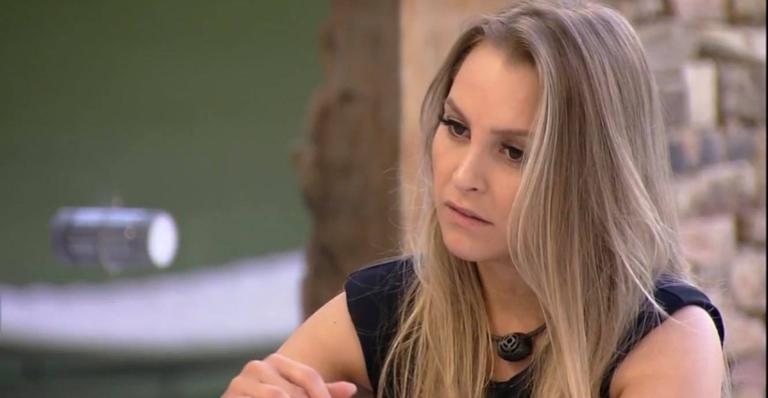 BBB21: Carla Diaz comenta sobre os sentimentos de Arthur - Reprodução/TV Globo