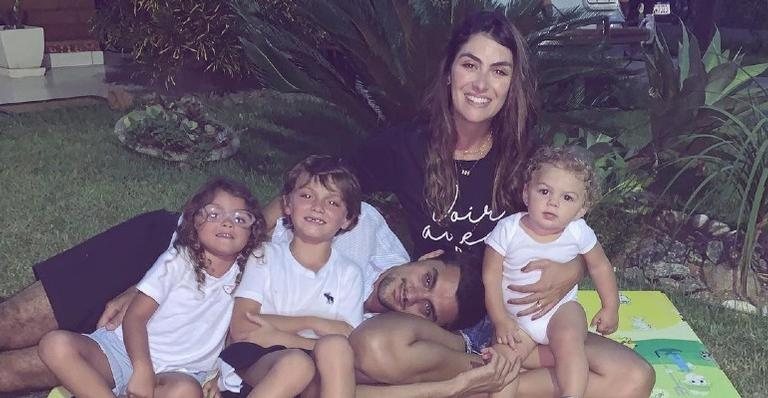 Mariana Uhlmann posta foto hilária em família - Reprodução/Instagram